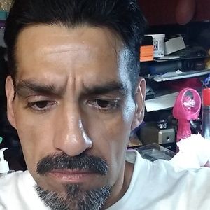 Meet your Posher, Adrian